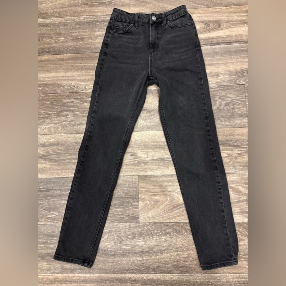 BDG Urban Outfitters Women's Mom High Waisted Black Jeans